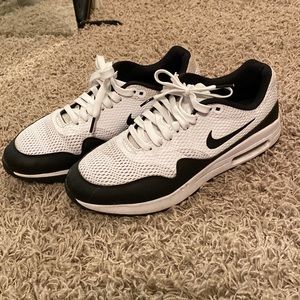 Nike golf shoes